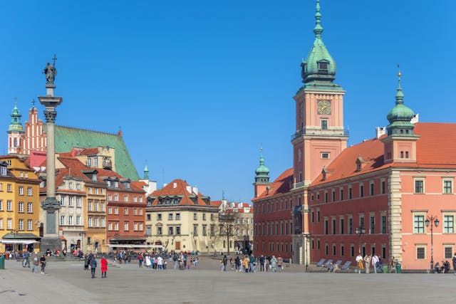 Jak zaplanować wycieczkę szkolną do Warszawy pełną atrakcji?